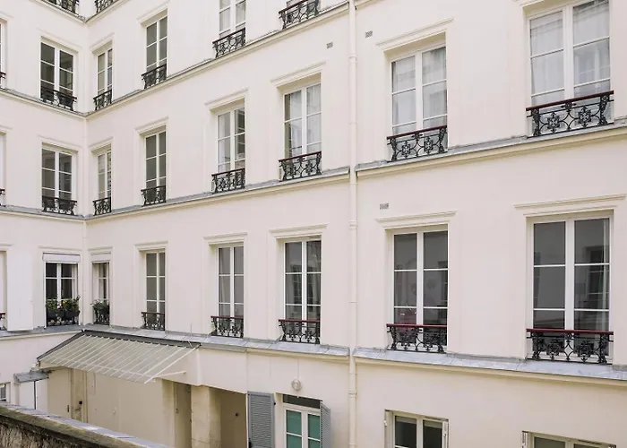Aya - 1 A Invalides Apartment *