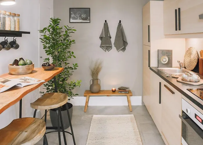 Aya - 1 A Invalides Apartment